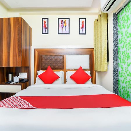 Hotel Harsha International New Delhi Buitenkant foto