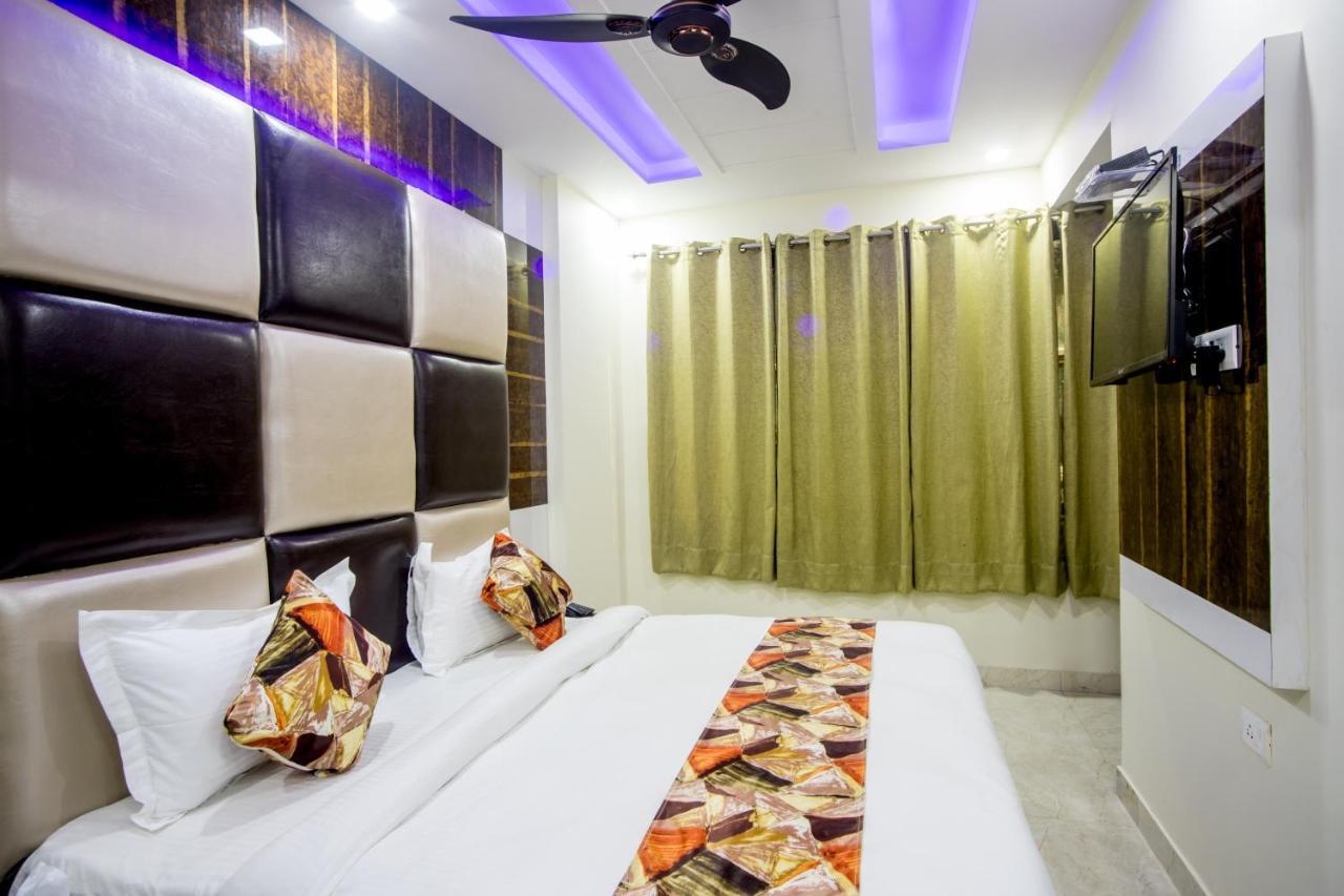 Hotel Harsha International New Delhi Buitenkant foto