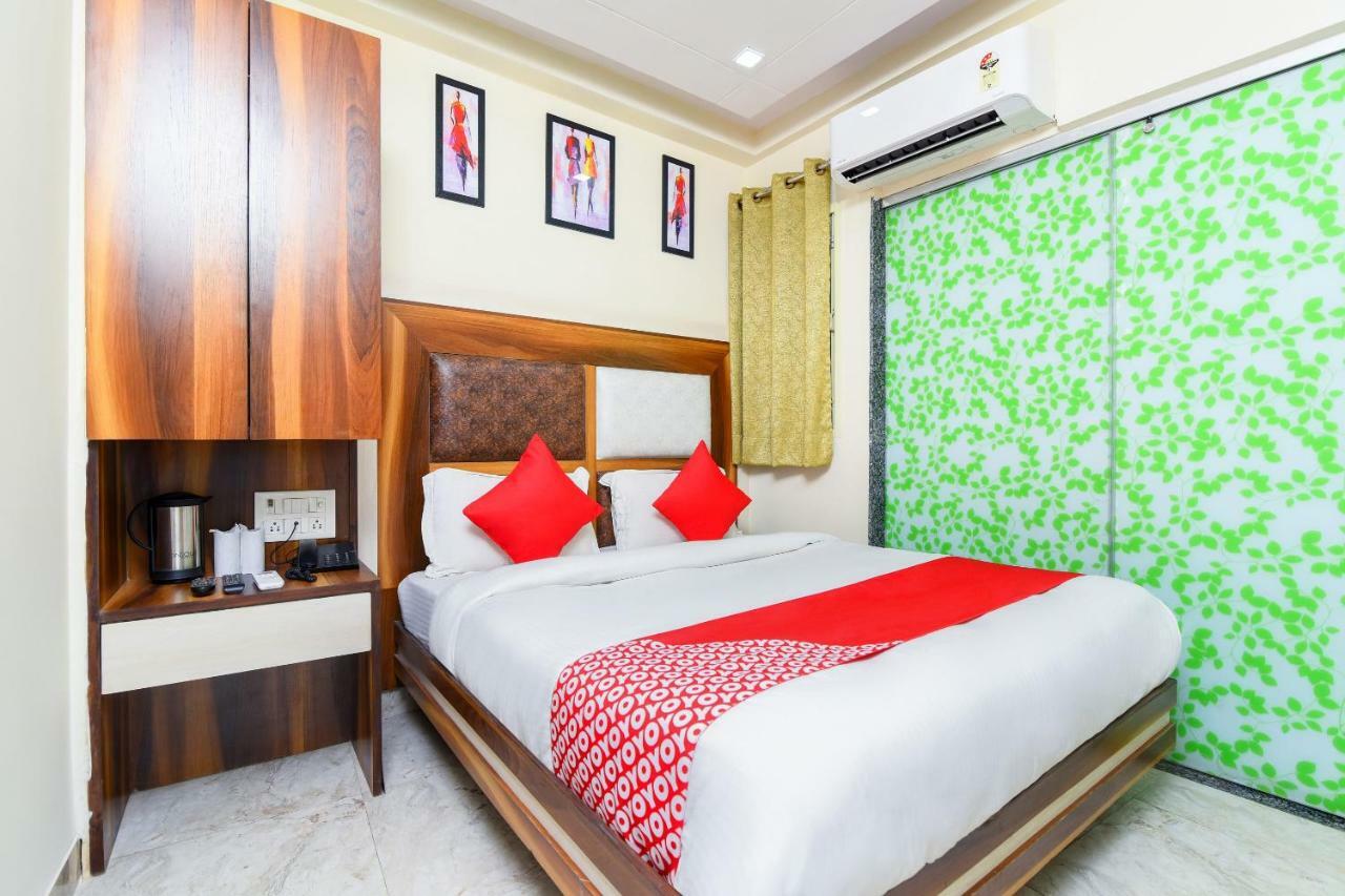 Hotel Harsha International New Delhi Buitenkant foto