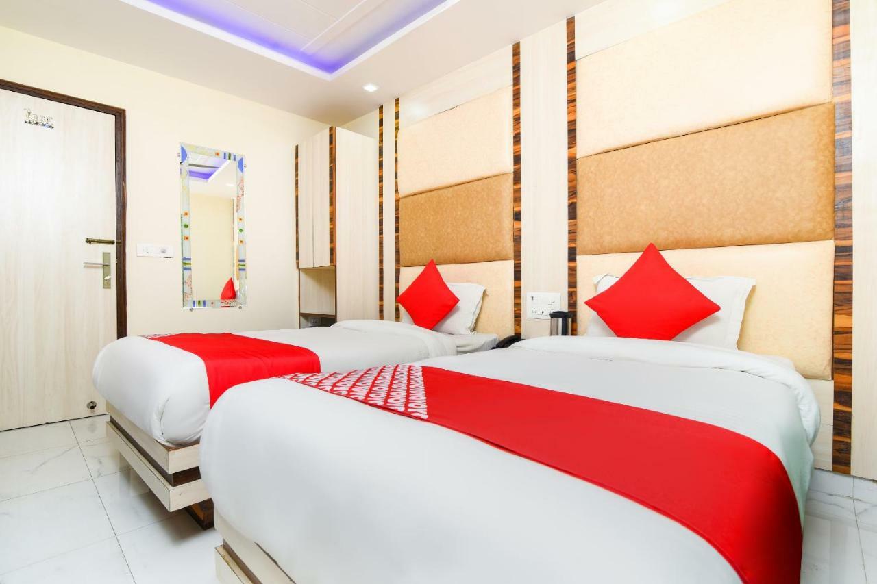 Hotel Harsha International New Delhi Buitenkant foto